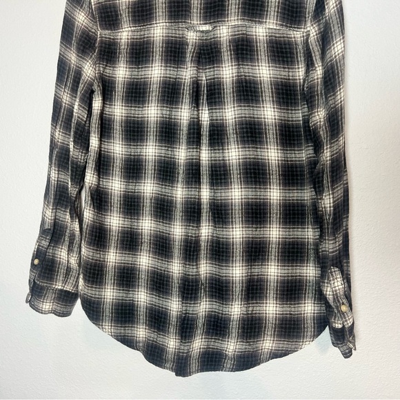 American Eagle Button Up Shirt Soft Boyfriend Fit Black Grey Plaid Size Medium - Picture 7 of 10